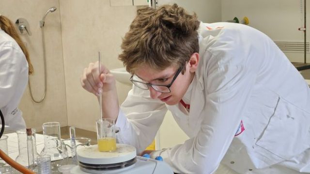 Třetí místo mezi nejlepšími středoškoláky v chemii!
